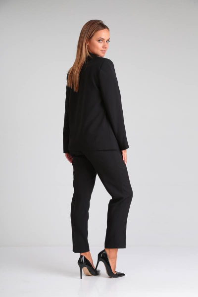 Деловой костюм из жакета с зауженными брюками и классическим кроем SandyNa 130565 черный - фото 9