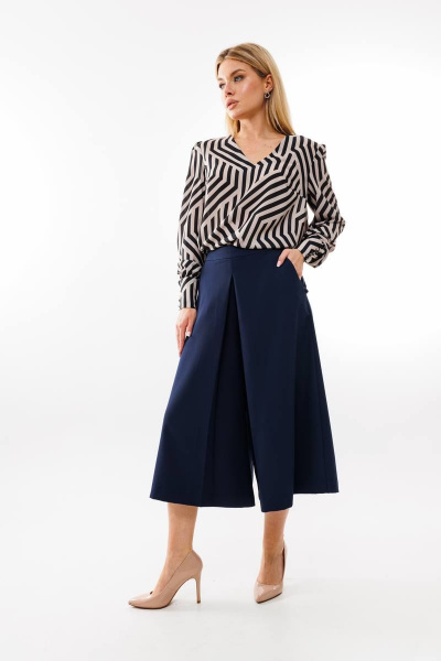 Юбка-брюки А-силуэта с ремнем и застежкой Ambera Style 1065 синий - фото 5