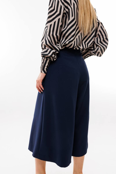 Юбка-брюки А-силуэта с ремнем и застежкой Ambera Style 1065 синий - фото 4
