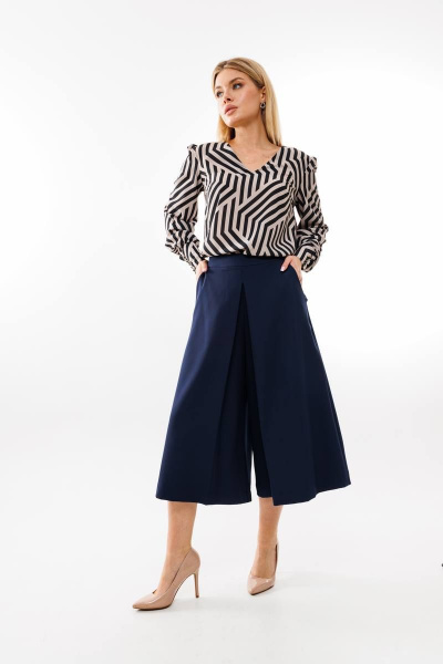 Юбка-брюки А-силуэта с ремнем и застежкой Ambera Style 1065 синий - фото 3