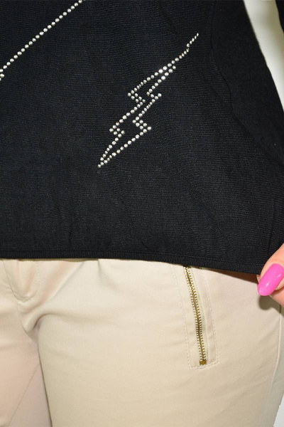 Джемпер черный с летучими рукавами и стразами Needle 529/2 черный - фото 4