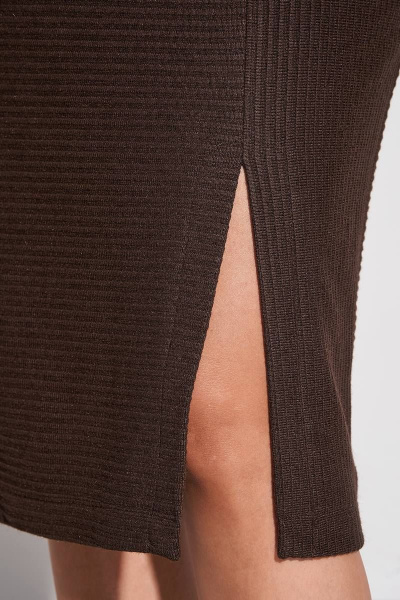 Трикотажное платье полуприлегающего силуэта с асимметричным швом FOXY FOX 1479 коричневый - фото 6