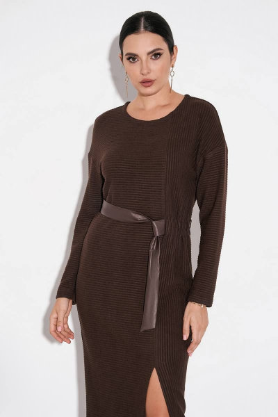 Трикотажное платье полуприлегающего силуэта с асимметричным швом FOXY FOX 1479 коричневый - фото 3