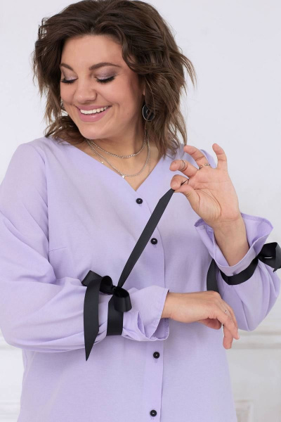 Фиолетовая блуза классического кроя с V-образным вырезом BegiModa 4061 фиолетовый - фото 9