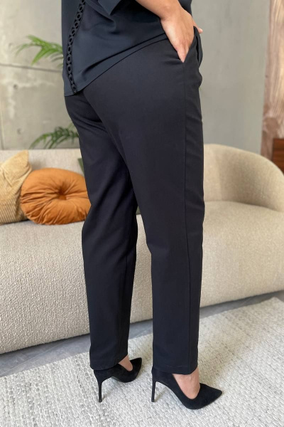 Джинсовые брючки со зауженным низом и накладными карманами Rumoda 2071 черный - фото 8