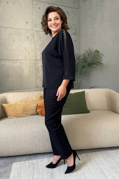 Блуза с кружевами и вырезом лодочка на каждый день Rumoda 2125_дл/р черный - фото 3