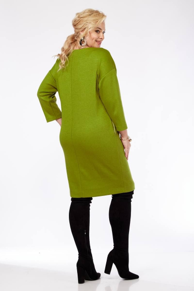 Платье из трикотажа с вышивкой, свободный крой SVT-fashion 587 олива - фото 3