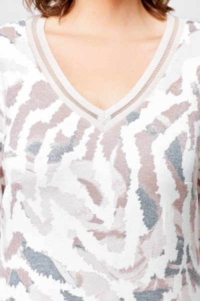 Трикотажное платье с нагрудными вытачками и V-горловиной Swallow 686.1 - фото 11