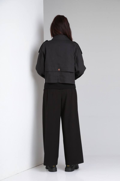 Тренч укороченный двубортный оверсайз с патами Ma Vie М637 черный - фото 6