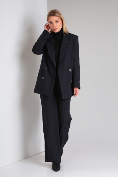 Черный свободный костюм из текстиля с брюками и жакетом DOGGI 2908 черный - фото 3