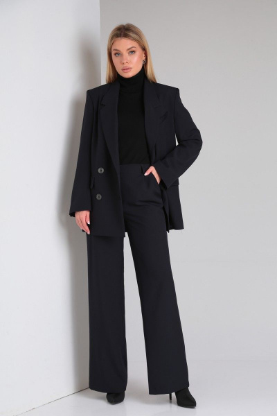 Черный свободный костюм из текстиля с брюками и жакетом DOGGI 2908 черный - фото 2