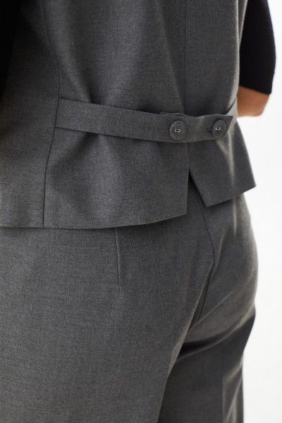Деловой костюм брюки и жилет свободного силуэта из текстиля MALI 723-056 серый - фото 11