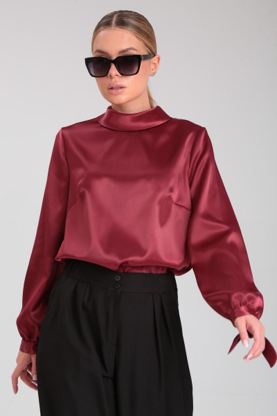 Демисезонная красная блузка из гладкой ткани с пуговицами Angelina & Сompany 880 - фото 7