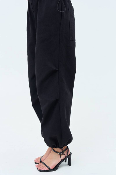 Джинсы с фиксаторами на резинке и защипами в коленях MilMil 1086-2-23 Родос/черный - фото 3