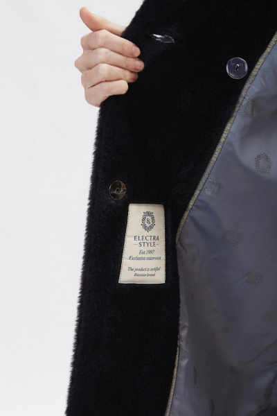 Шуба из искусственного меха с английским воротником и съемным поясом ElectraStyle 6-2214/1м-312 тёмно-синий - фото 8