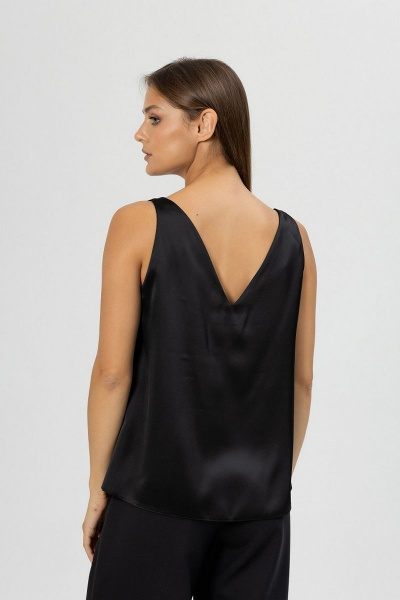 Черный шелковый топ с глубоким вырезом и прямым силуэтом Atelero 1022 черный - фото 2