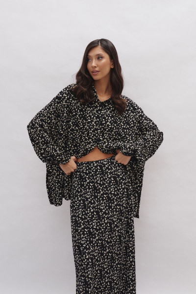 Рубашка прямого свободного кроя с крупными накладными карманами ANNETE A771 - фото 4