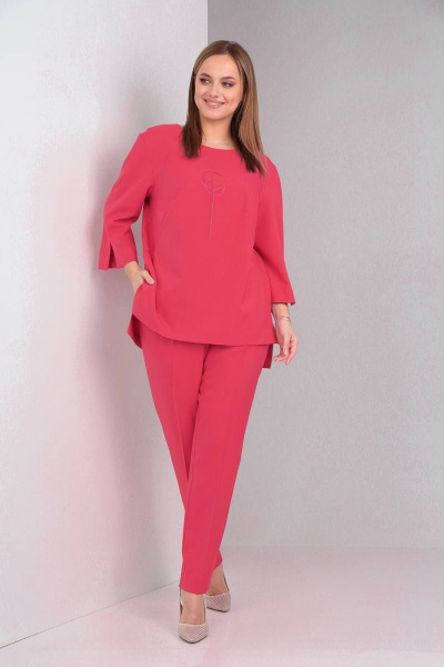 Комплект блуза и брюки из текстиля с вышивкой TVIN 7612Л малина - фото 4