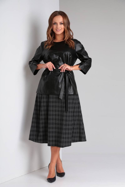 Комплект из блузы из экокожи и юбки с карманами TVIN 7718 - фото 3