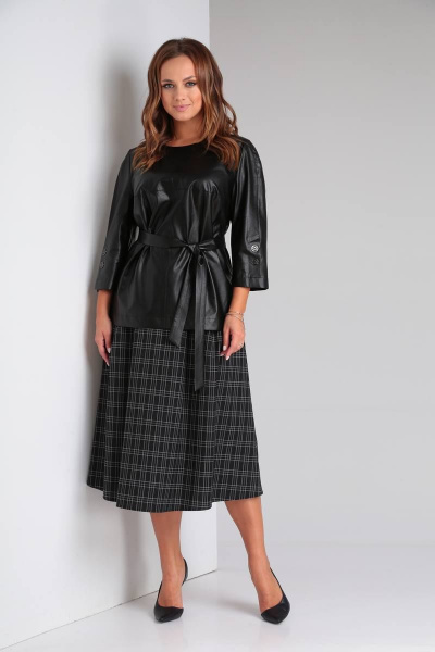 Комплект из блузы из экокожи и юбки с карманами TVIN 7718 - фото 1