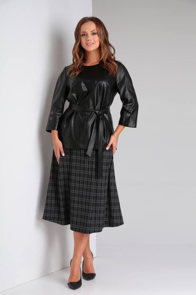 Комплект из блузы из экокожи и юбки с карманами TVIN 7718 - фото 2