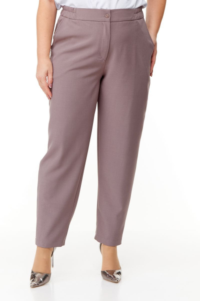 Бежевый костюм женский из ткани с жакетом и брюками для офиса OVERYOU М124 какао - фото 12