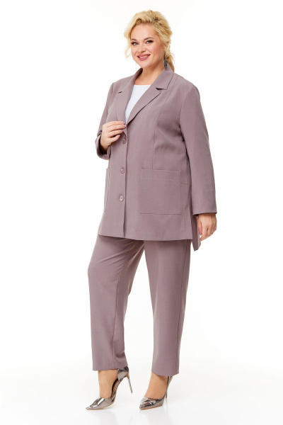 Бежевый костюм женский из ткани с жакетом и брюками для офиса OVERYOU М124 какао - фото 1