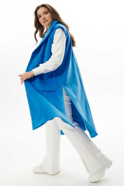 Жилет прямого силуэта с карманами и воротником-стойкой Mislana С979 голубой - фото 7