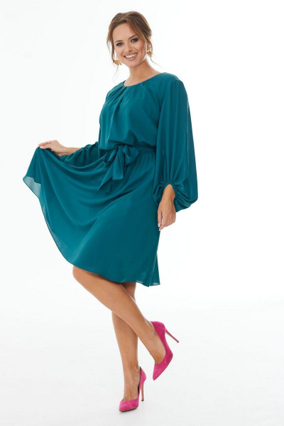 Платье мини из шифона с широкими рукавами Condra 2406 изумрудный - фото 3