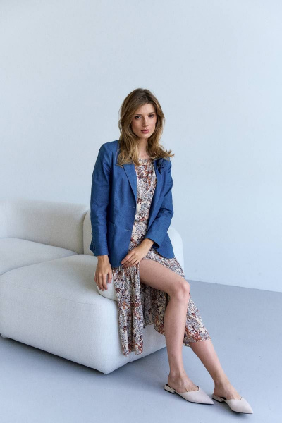 Платье свободного кроя с воланами и разрезом LeNata 11354 рисунок-на-бежевом - фото 10