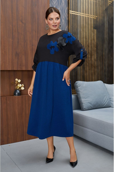 Платье свободное бохо с аппликацией из эко кожи и трикотажа Lissana 4783 синий - фото 1