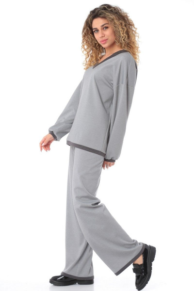 Комплект джемпер и брюки из трикотажа с высокой посадкой Angelina & Сompany 831 - фото 4