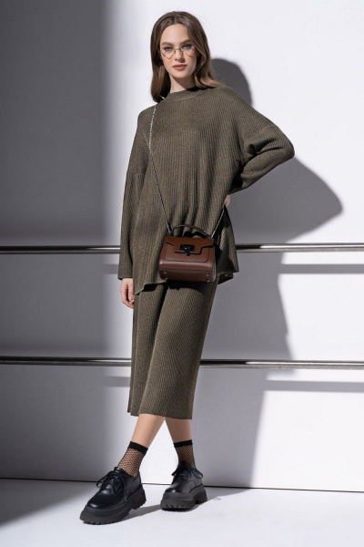 Юбка прямого силуэта с эластичным поясом и складками Barbara Geratti С8196BG т бежевый - фото 1