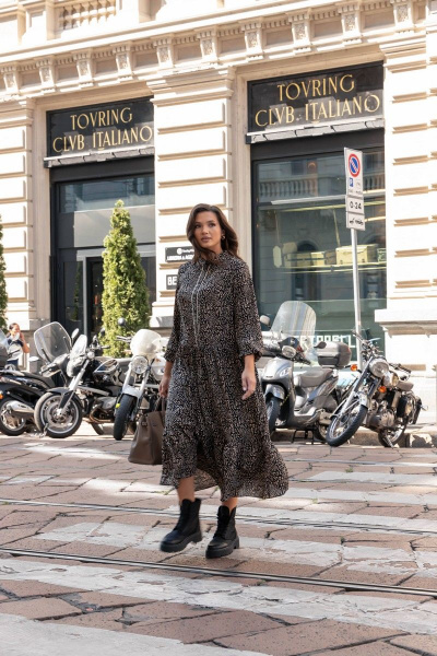 Платье свободного силуэта с кружевной отделкой и воланами MALI 423-067 черно-бежевый - фото 4