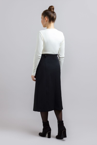 Черная миди юбка-трапеция из габардина с рельефами Mirolia 1213 чёрный - фото 4