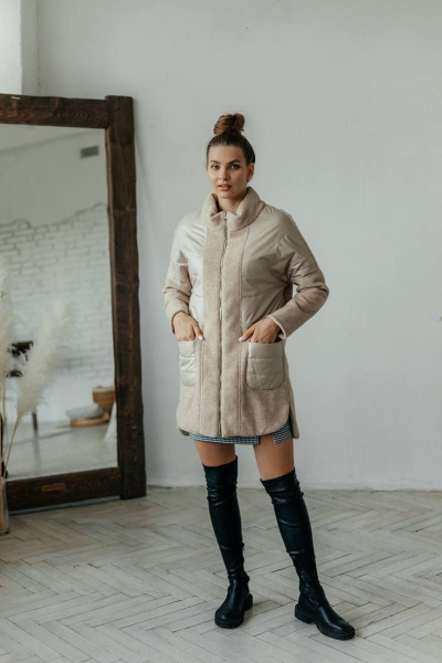 Пальто комбинированное демисезонное бежевое на замке со стильными деталями Стильная леди М-671 бежевый - фото 7