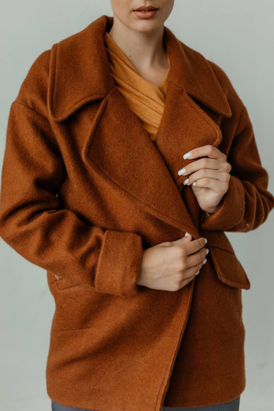 Коричневое полупальто оверсайз на подкладке Стильная леди М-667 терракот - фото 8