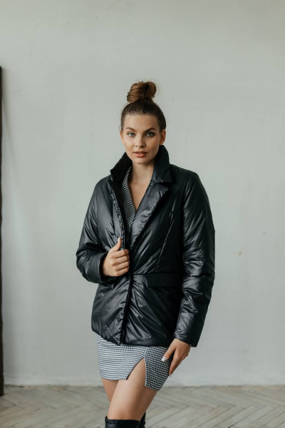 Куртка жакет демисезонная черная с карманами и застёжкой на пуговицу Стильная леди М-672 черный - фото 3