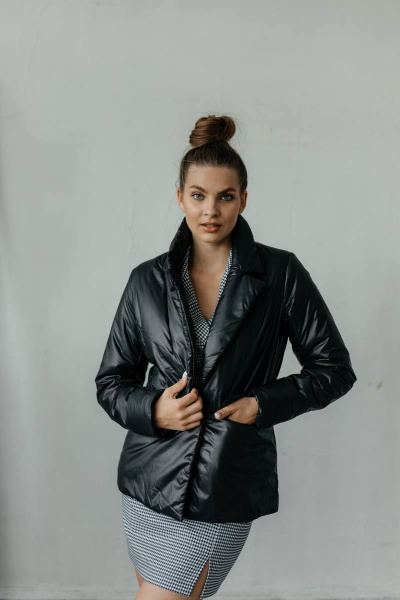 Куртка жакет демисезонная черная с карманами и застёжкой на пуговицу Стильная леди М-672 черный - фото 1