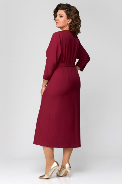 Демисезонное платье прямого силуэта с цепями и разрезом Мишель стиль 1149 винный - фото 2