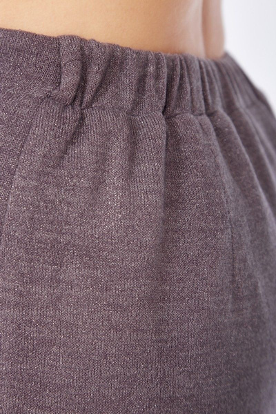 Розовый трикотажный костюм с юбкой за колено и манжетами Диомант 1920 капучино - фото 6