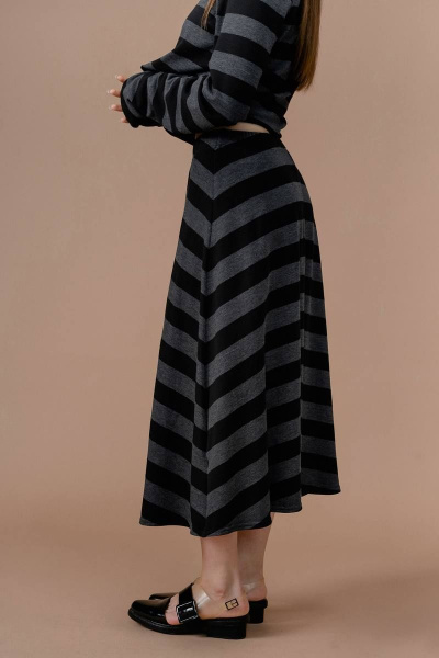 Серая трикотажная юбка с коническим расширением JRSy 2379 - фото 3