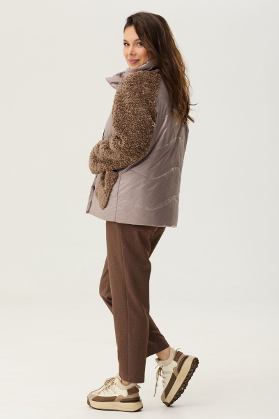 Коричневая утепленная куртка из плащевой ткани Магия моды 2339 коричневый - фото 5