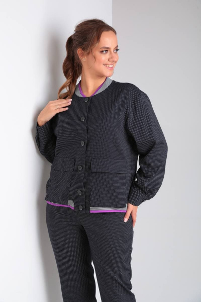 Деловой комплект бомбер и зауженные брюки TVIN 7659 сирень - фото 7