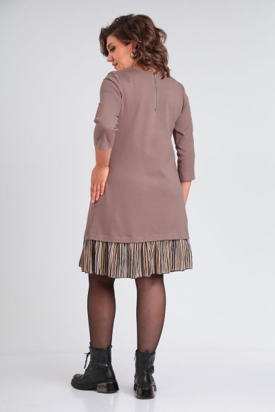 Бежевое трикотажное платье с принтом, карманами и молнией Michel chic 2143 капучино - фото 5