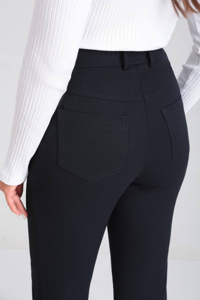 Деловые брюки зауженные из габардина с карманами и резинкой LeNata 10459 темно-синий - фото 4