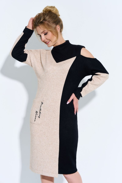 Платье трикотажное в стиле евро-ангора с асимметричной горловиной Euromoda 480 - фото 1