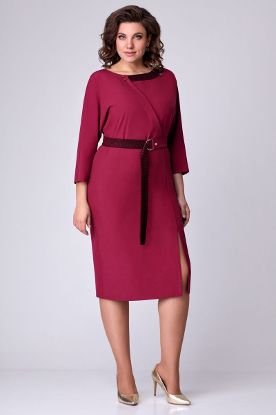 Платье полуприлегающее с имитацией запаха и мягким поясом Мишель стиль 1092-2 рубин - фото 8