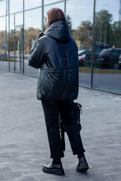 Зимняя удлиненная стеганая куртка с капюшоном и утеплителем Lady Secret 7276/1 черный - фото 6