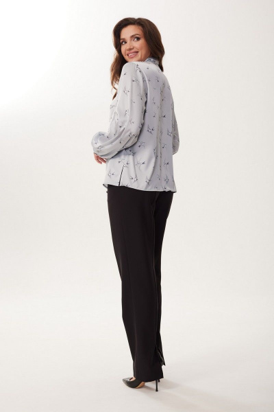 Элегантная блузка из атласной ткани с воротником-галстуком MALI 623-070 ласточки - фото 6